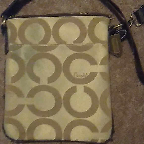 Coach Purse - Picture 5 of 5